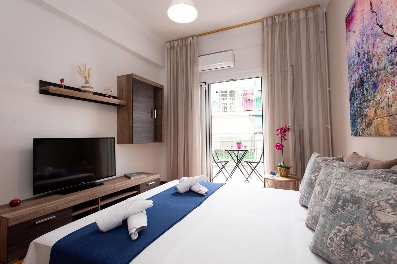 Blue Ark Stylish Athens Apartment ภายนอก รูปภาพ